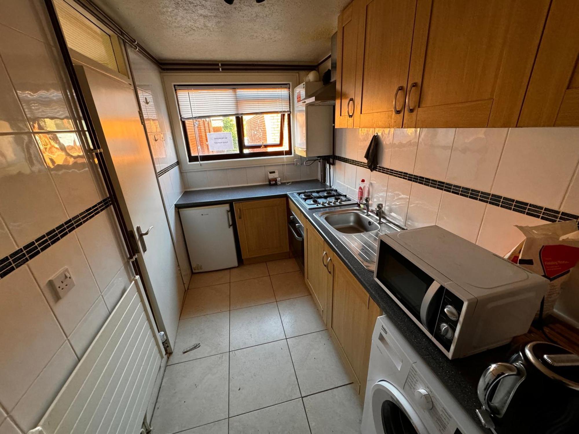 Two-Bedroom Flat Close To Uni & Shopping Center With Free Parking Coventry Eksteriør bilde